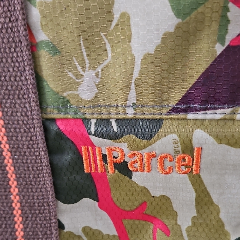 Parcel Multicolor Floral Tote Bag With Heavy Canvas Straps - Picture 2 of 7